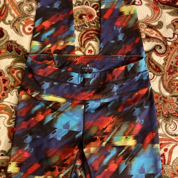 Multi Colored Cropped Leggings 7/8 Length Color Burst - Picture 5 of 5